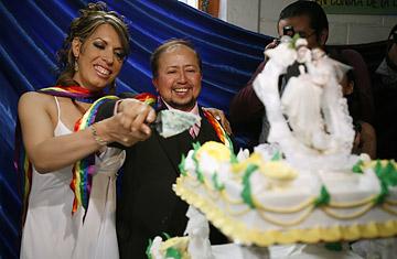 [ts-mexico+ts+marriage.jpg]