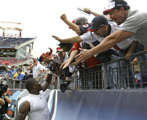[Houston_Texans+fans+celebratee.jpg]