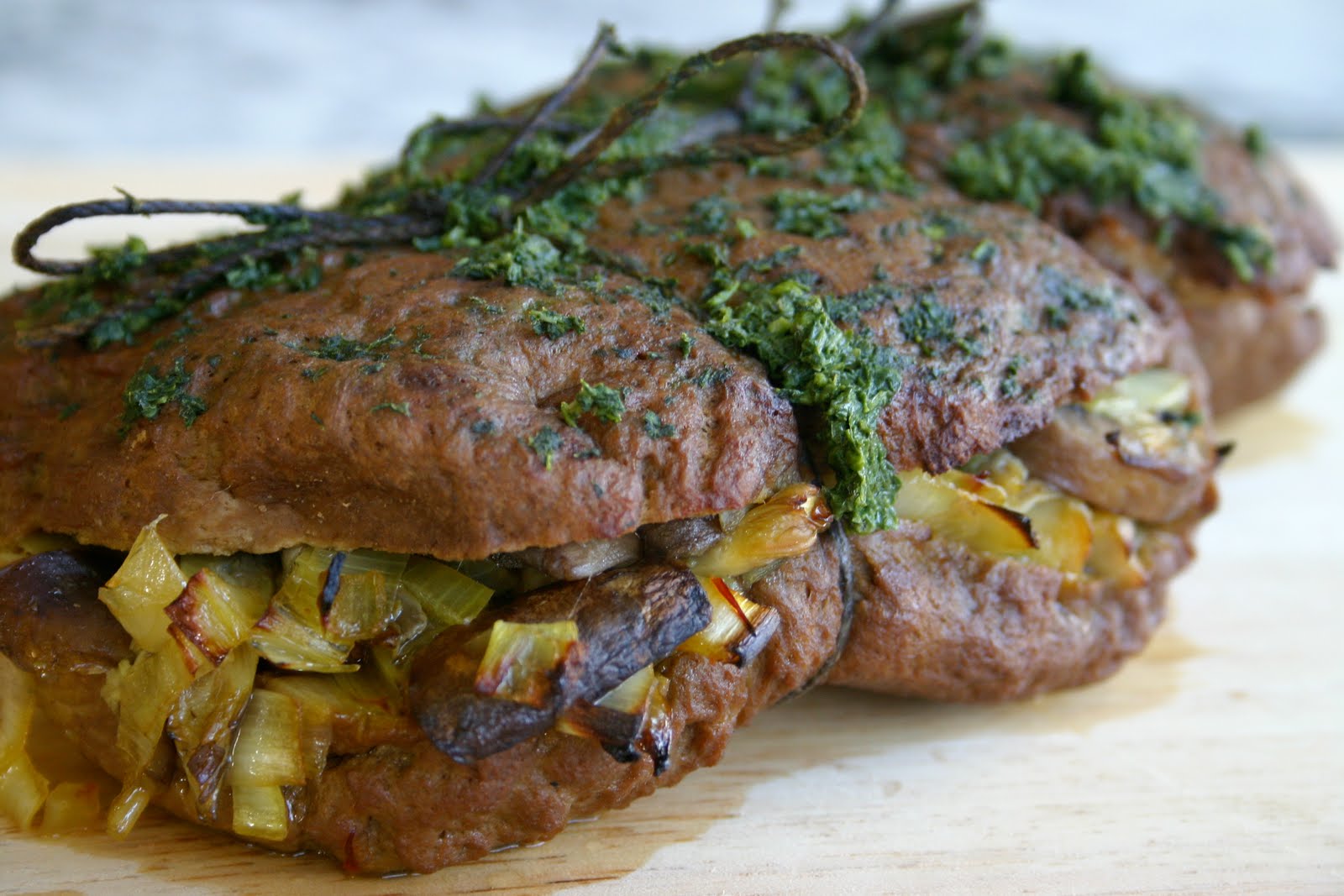 Блюда из говядины в духовке с грибами