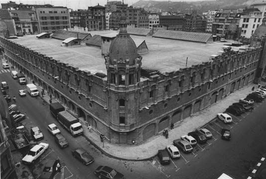 la idea construida: ALHÓNDIGA BILBAO