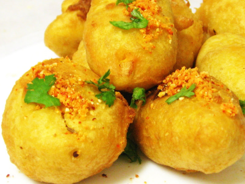 Indian cooking Egg bajjilu (egg fritters)