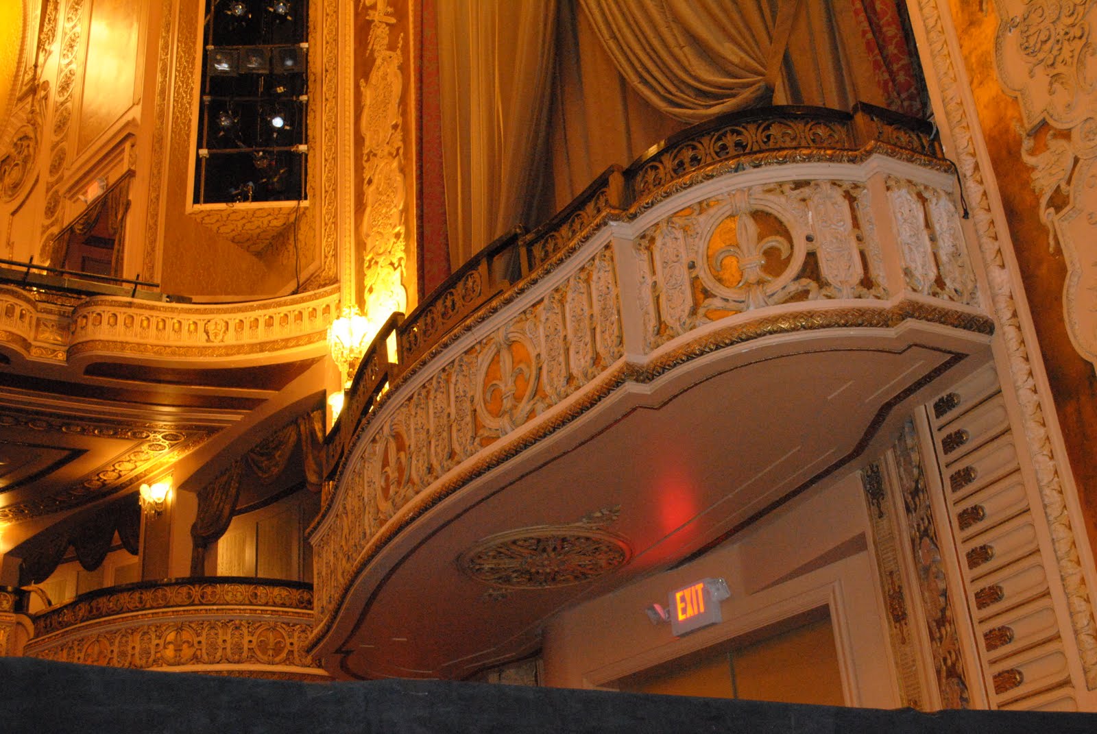 The Further Adventures of the boyinthepit: Omaha Orpheum