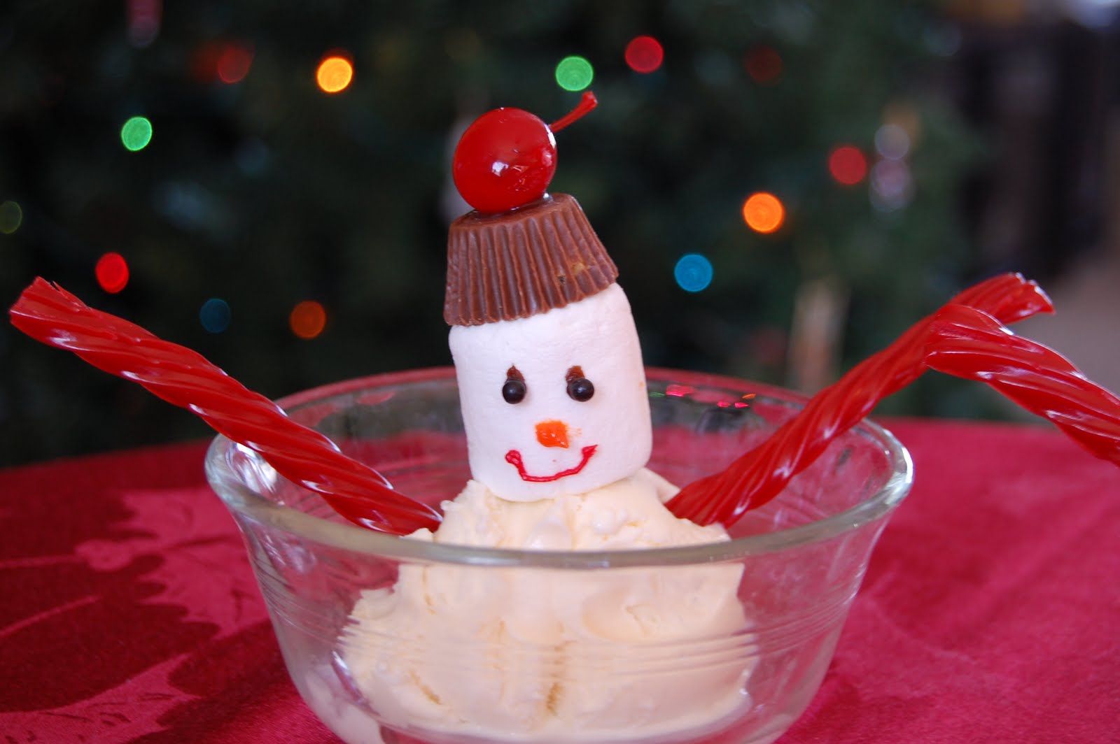 Snowman Ice Cream Treats.