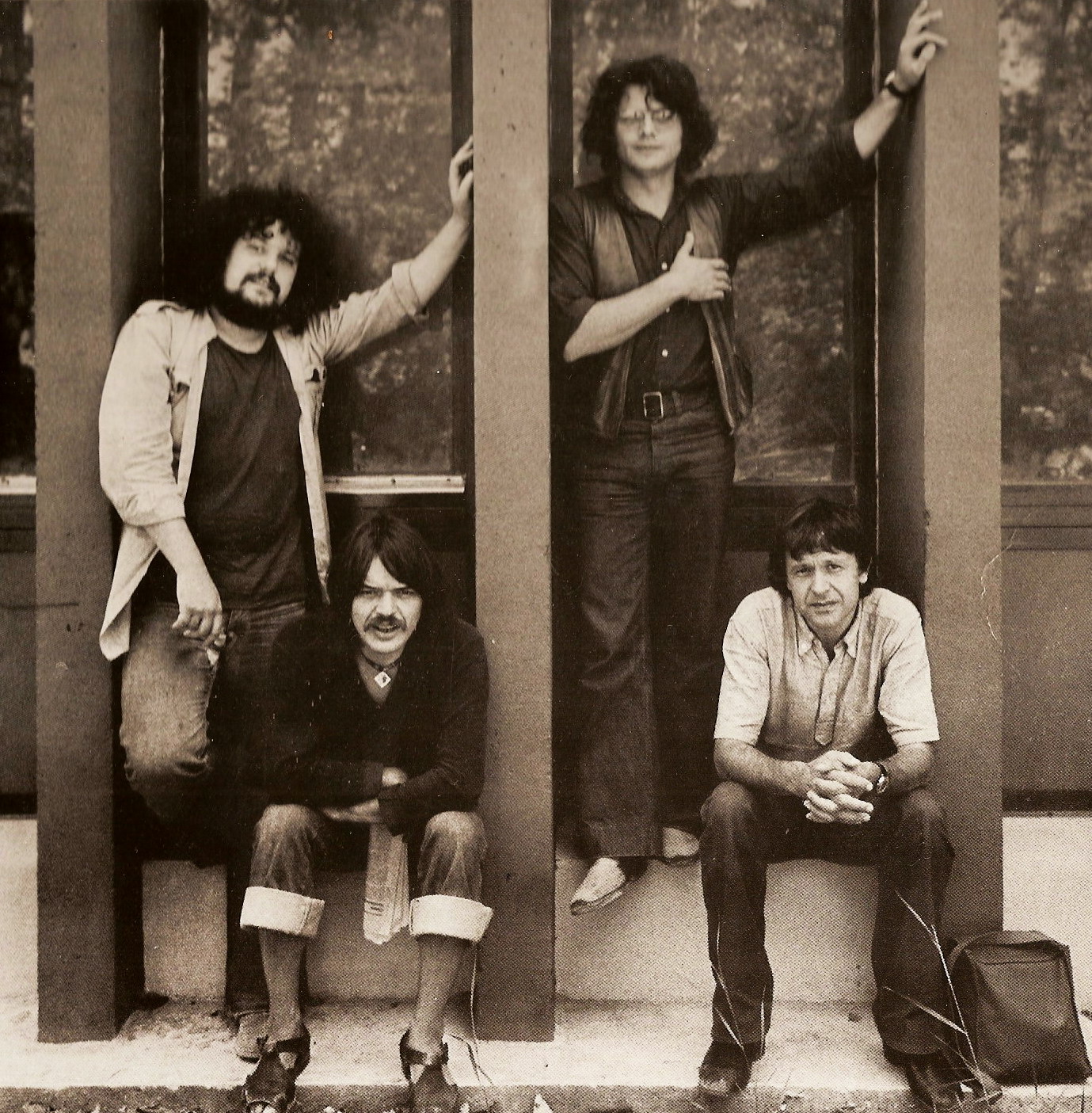 [michel+portal+unit.jpg]