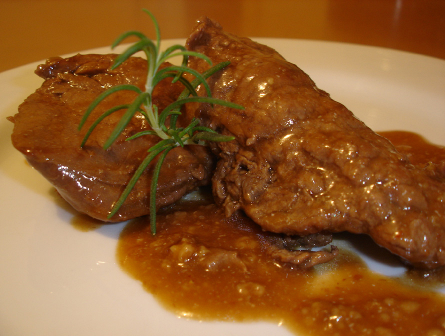 Culinaria Regional: FILÉ MIGNON AO MOLHO MADEIRA