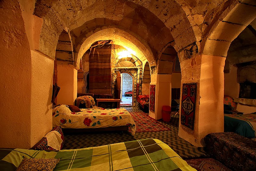 [bedrock_cave_hotel.jpg]