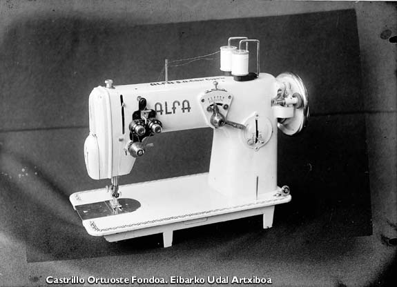Las máquinas de coser Alfa (Eibar) y la evolución del diseño. – AVPIOP