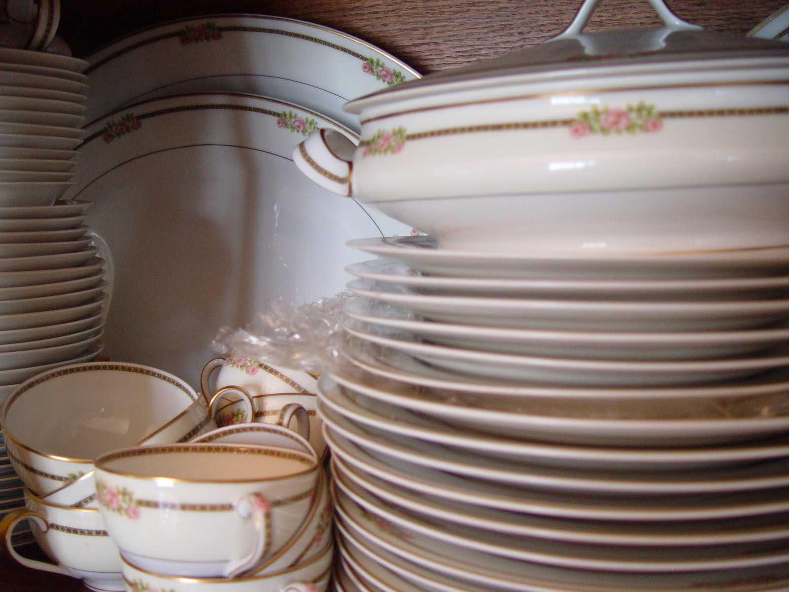 Flipside Treasure Chest ThursdayStark Haviland China