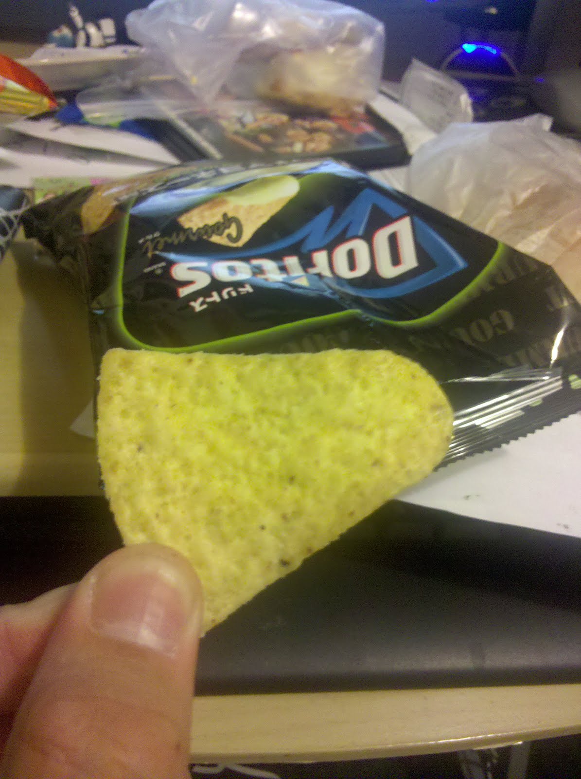 DANGitsDON Blog Japan Snack Review 6 Doritos Gourmet Wasabi Mayo