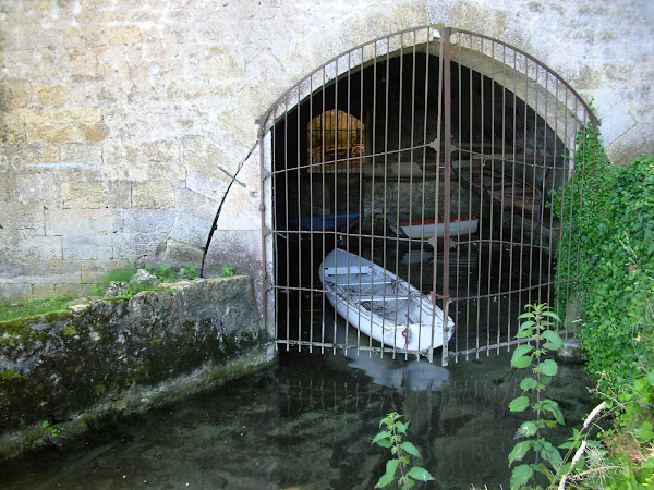 Boat at Abbaye d'Hautecombe