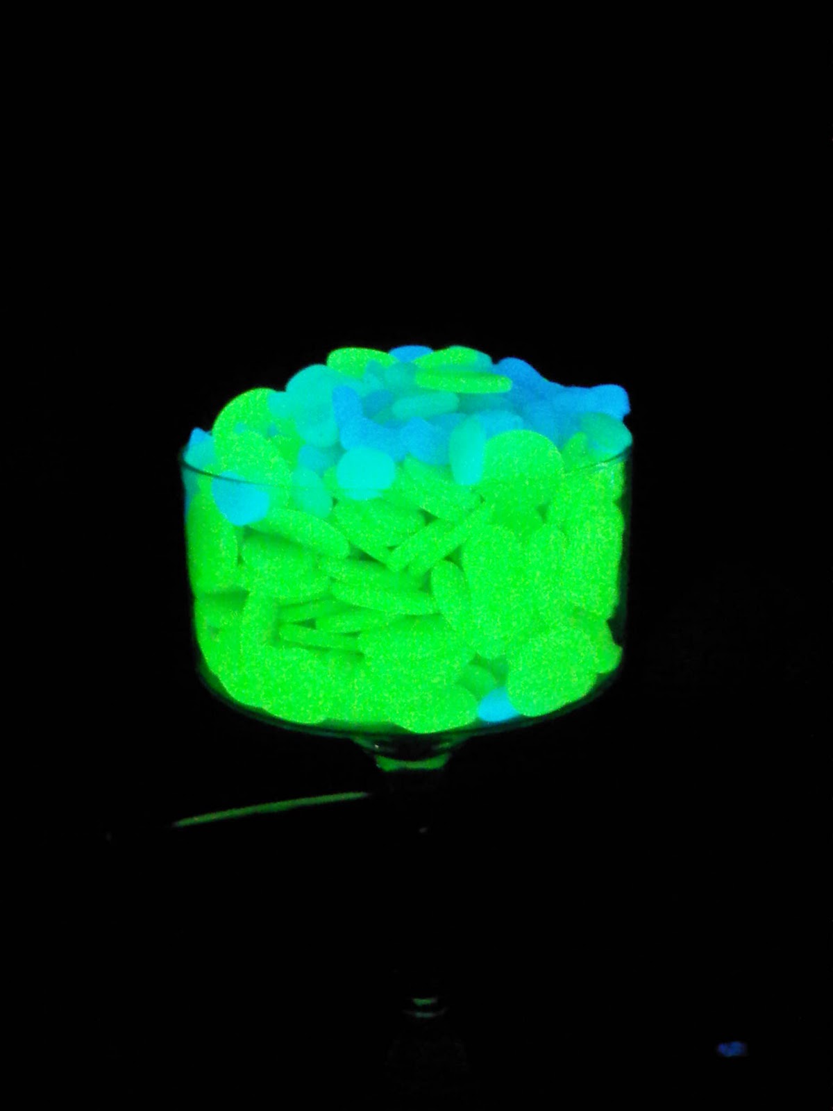 Glow in the Dark Pebbles & Cobble Stones