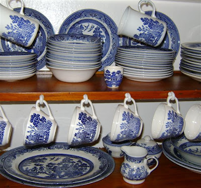 Blue willow pattern fabric in Tableware - Compare Prices, Read