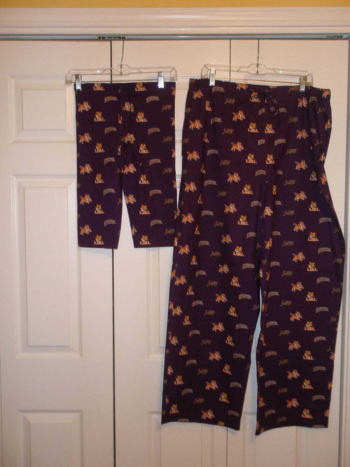 [Larry+and+IV's+pants.JPG]