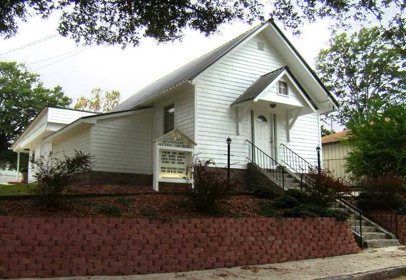 Architecture Tourist Charm in Scottdale,