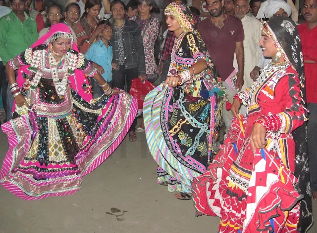 rajasthan women dancing