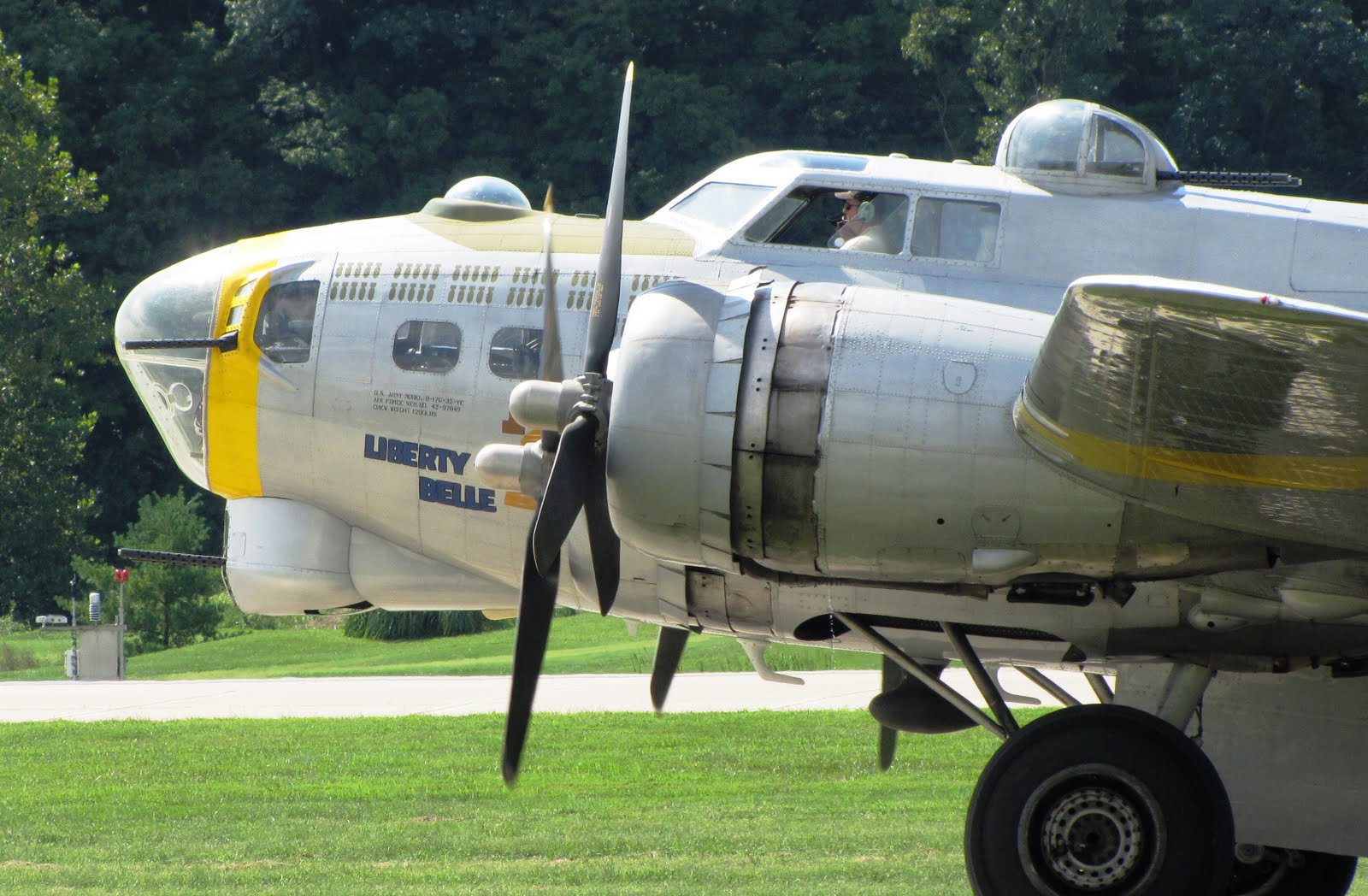 Taxi Springfield Mo >> Out and About the Midwest: B-17 "Liberty Belle" Makes Weekend Stop at Spirit of St. Louis ... Taxi Springfield Mo >> Out and About the Midwest: B-17 "Liberty Belle" Makes Weekend Stop at Spirit of St. Louis ...