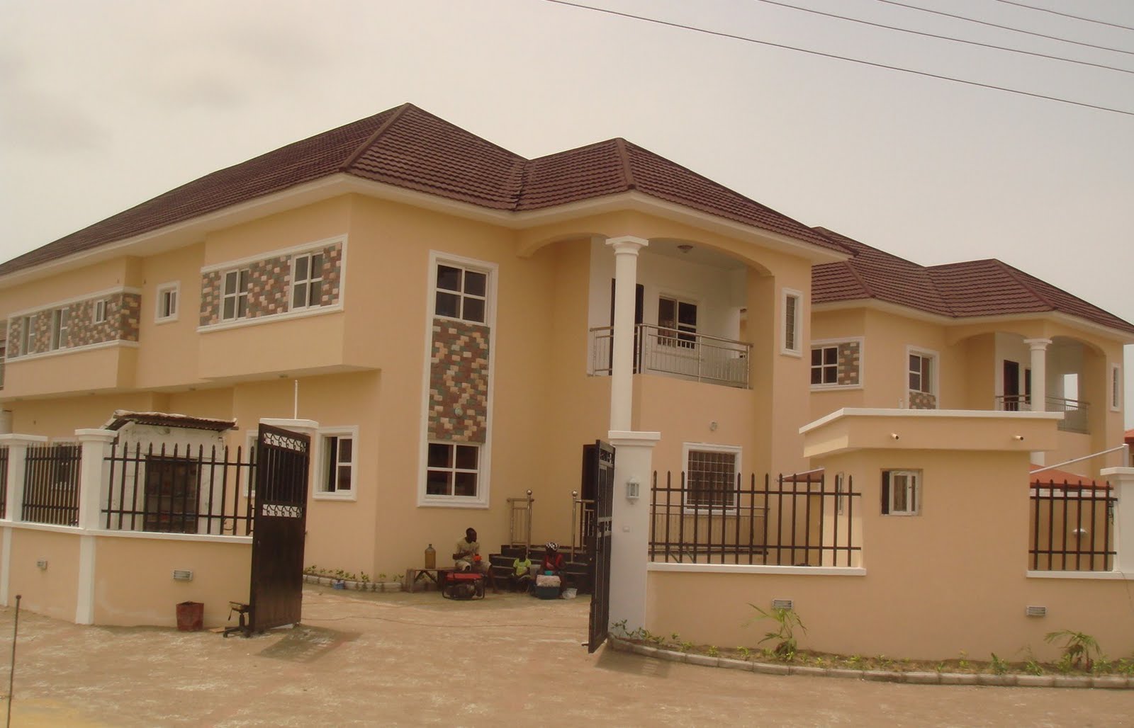 Shelter Gate Lekki Phase 1, Lagos.