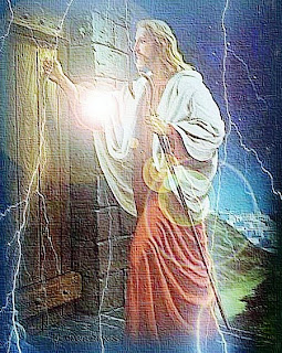 Jesus Christ knocking the door and shine lighting around him hq(hd) free Christian religious wallpaper