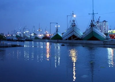 Indonesia Interesting Places: Sunda Kelapa Harbor