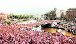 Decenas de miles de bilbaínos celebran la victoria de 1984