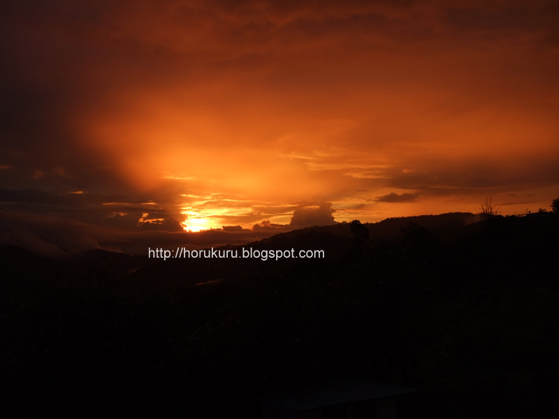 [kinbalu+sunset.jpg]