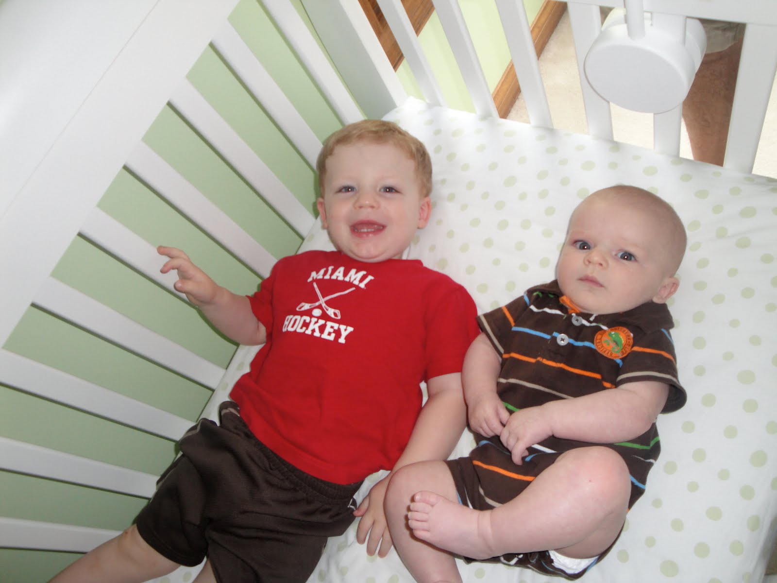 The Blake Brothers' and Little Sister Blog Crib Time