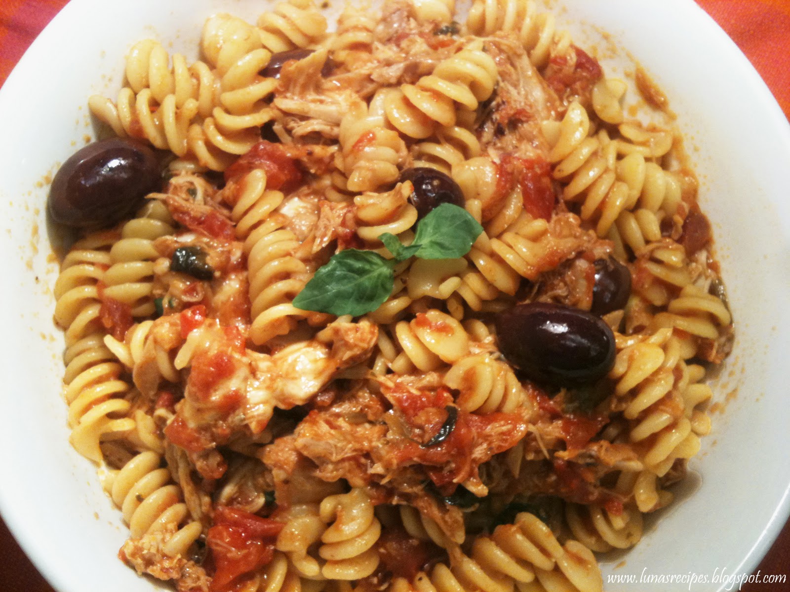 Luna's Recipes Fusilli alla Cacciatore