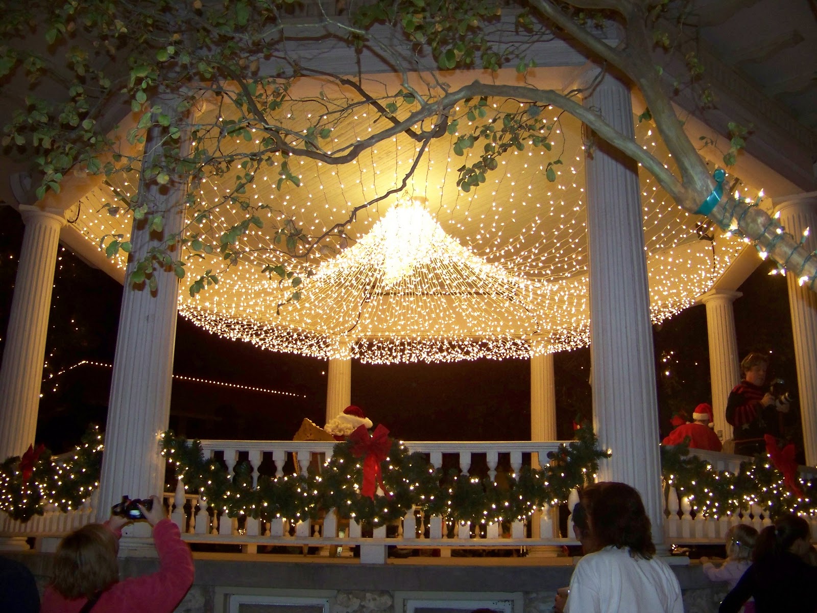 Christmas braunfels lights Apron Senorita: Christmas Lights in New Braunfels