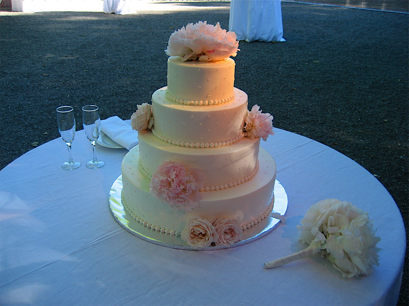 Beautiful wedding cakes for young Swiss bakery wedding cakes new orleans