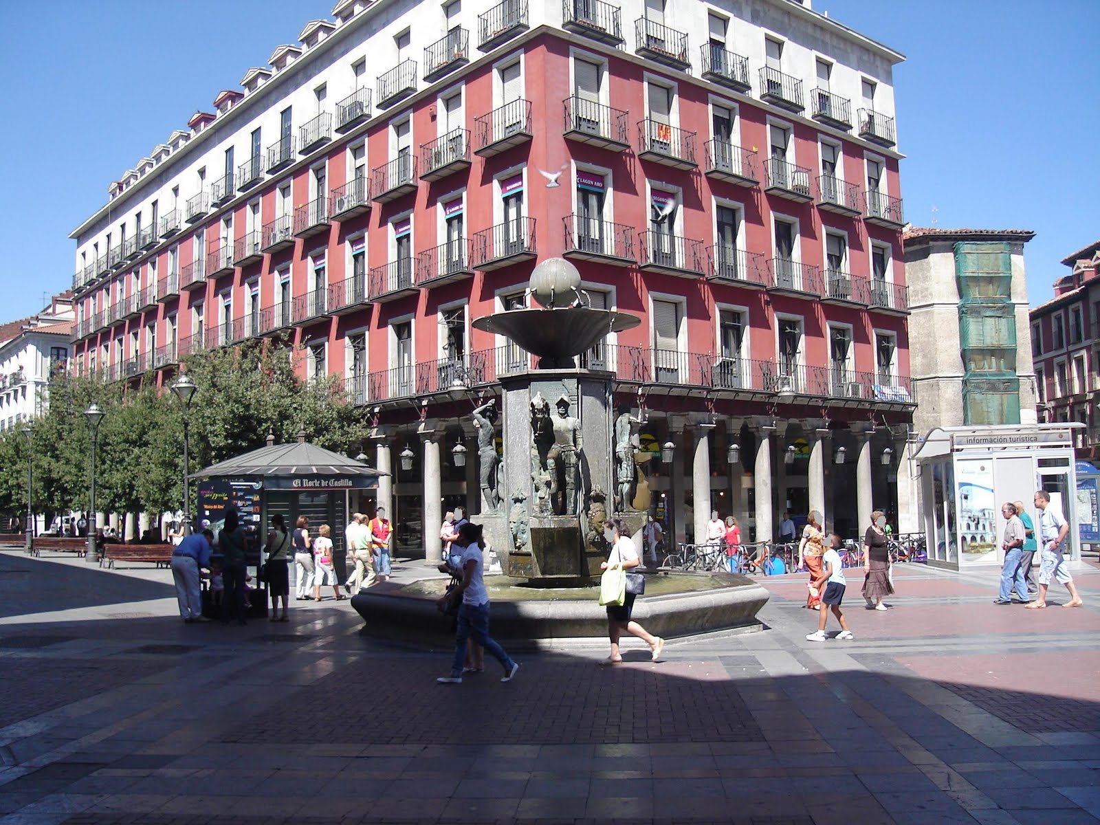 [Fuente+Dorada+(2).JPG]