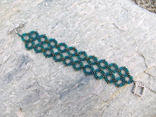 Bugle Bead Entrelac by busycrow | Jewelry Pattern