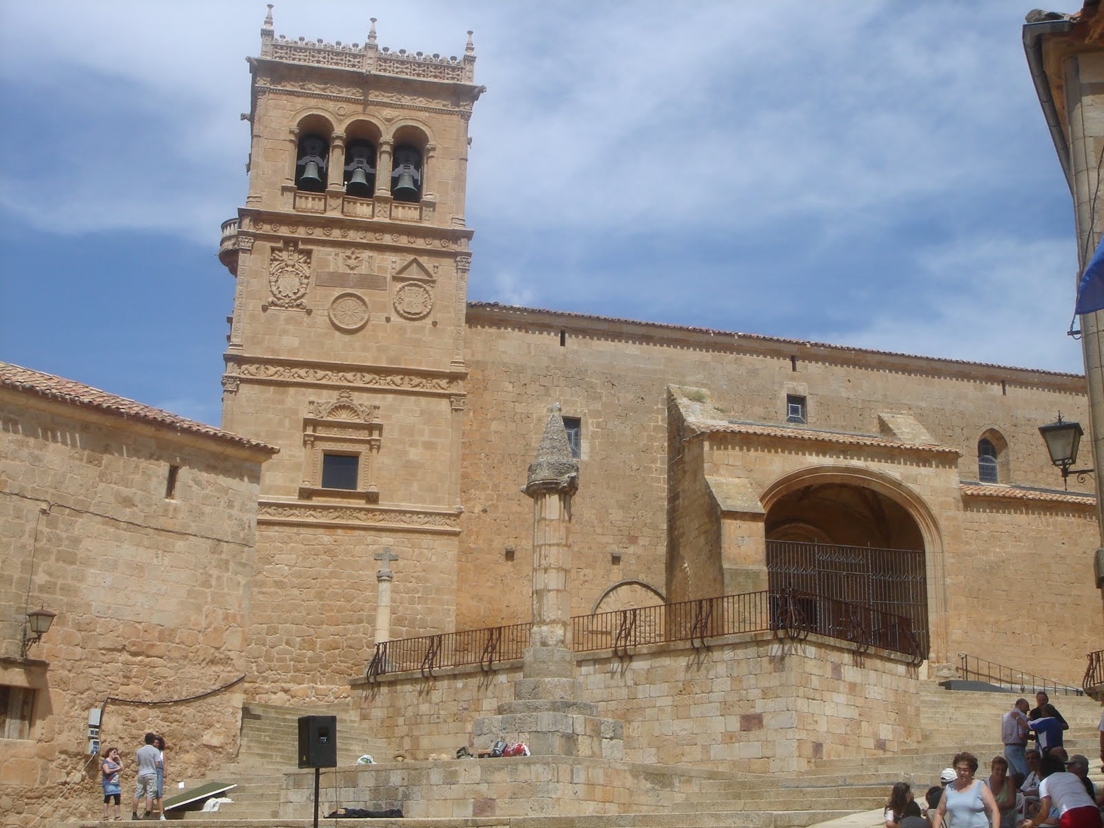 Historia y Genealogía Morón de Almazán. Soria.