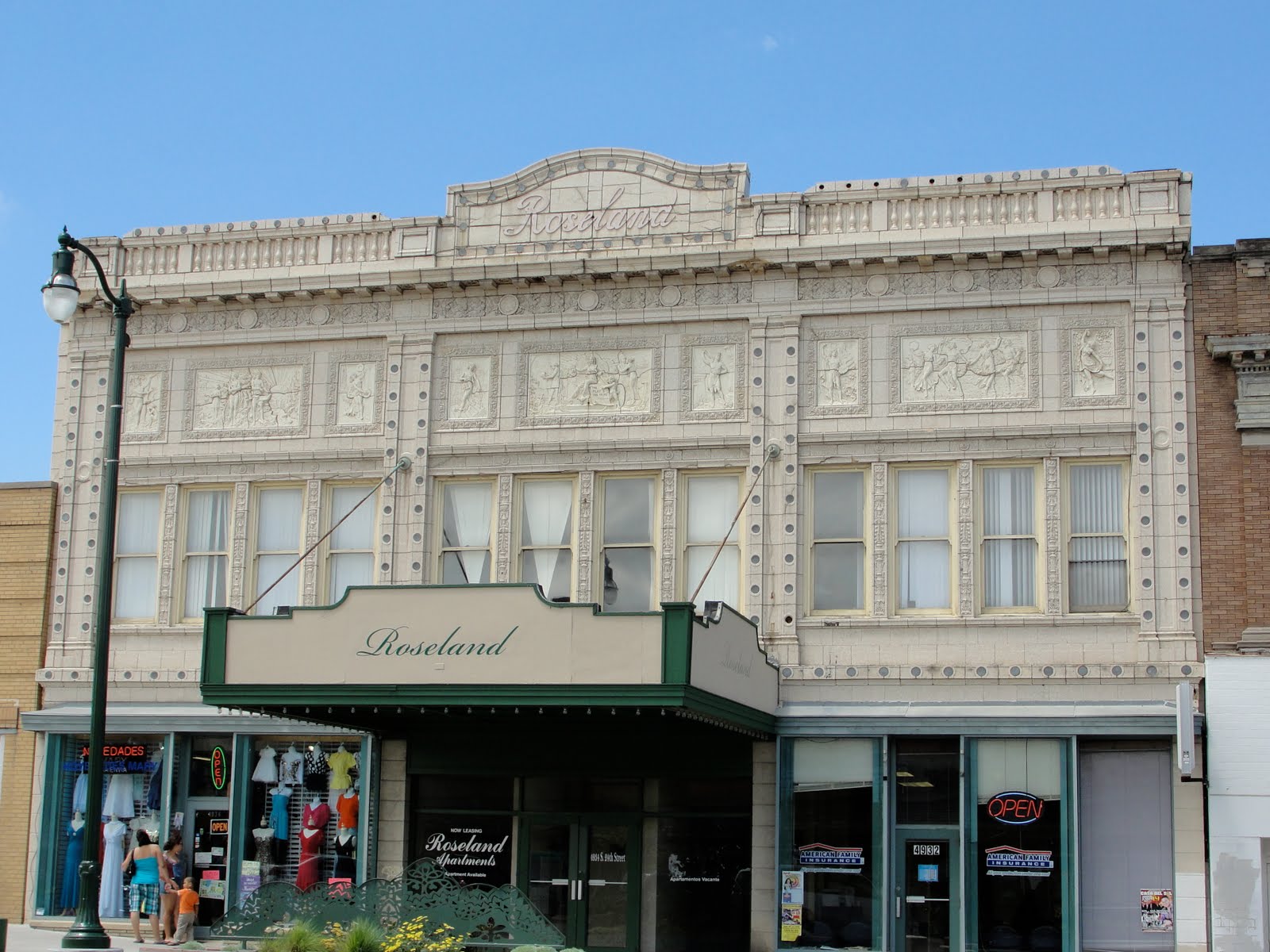 The Hometown Tourist Omaha Hello, South 24th Street
