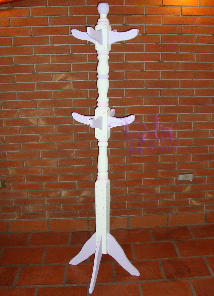 Lola Artesanías: Perchero de pie