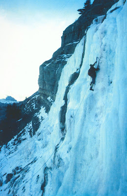Giant Icicles Icebergs Icecaves Amp Ice Climbing