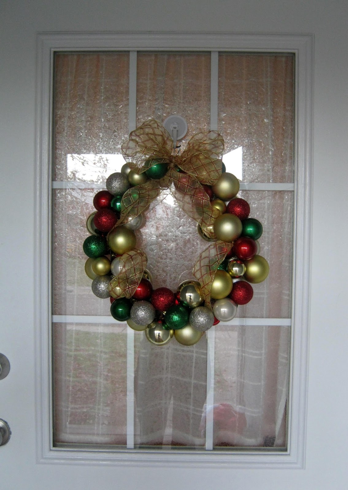 This Thrifty House: Dollar Store Ornament Wreath