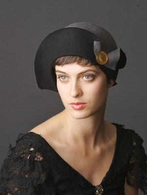 Nothing Elegant: Current Obsession: The 20's Cloche Hat
