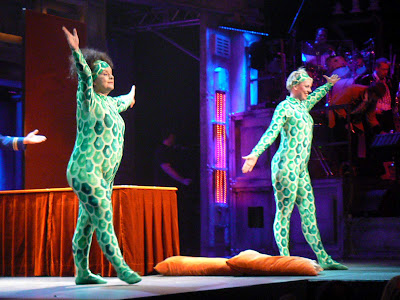 T I X Weekly The Nite Before Ahjuja Stunksitzung