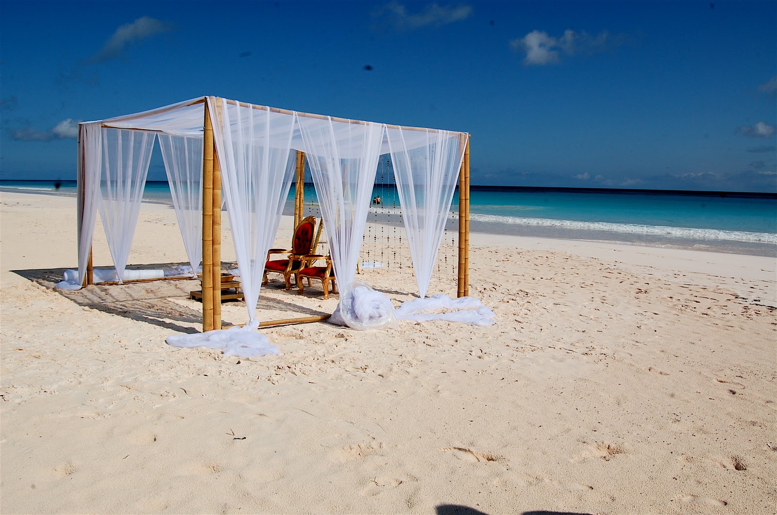 sodestroyit Harbour Island Day Two Feasting & Beaching