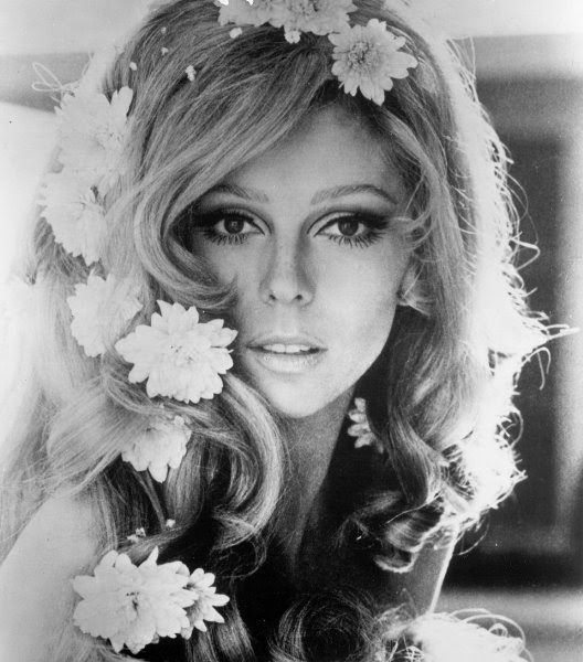 VINTAGE BLOG: Nancy Sinatra