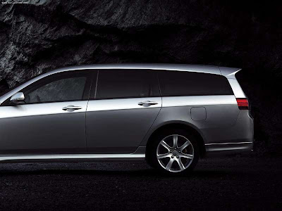 Honda Accord Wagon 2.4T Exclusive Package European Version (2003) Honda Accord Wagon 2.4T Sport Package European Version Honda Accord (JDM)