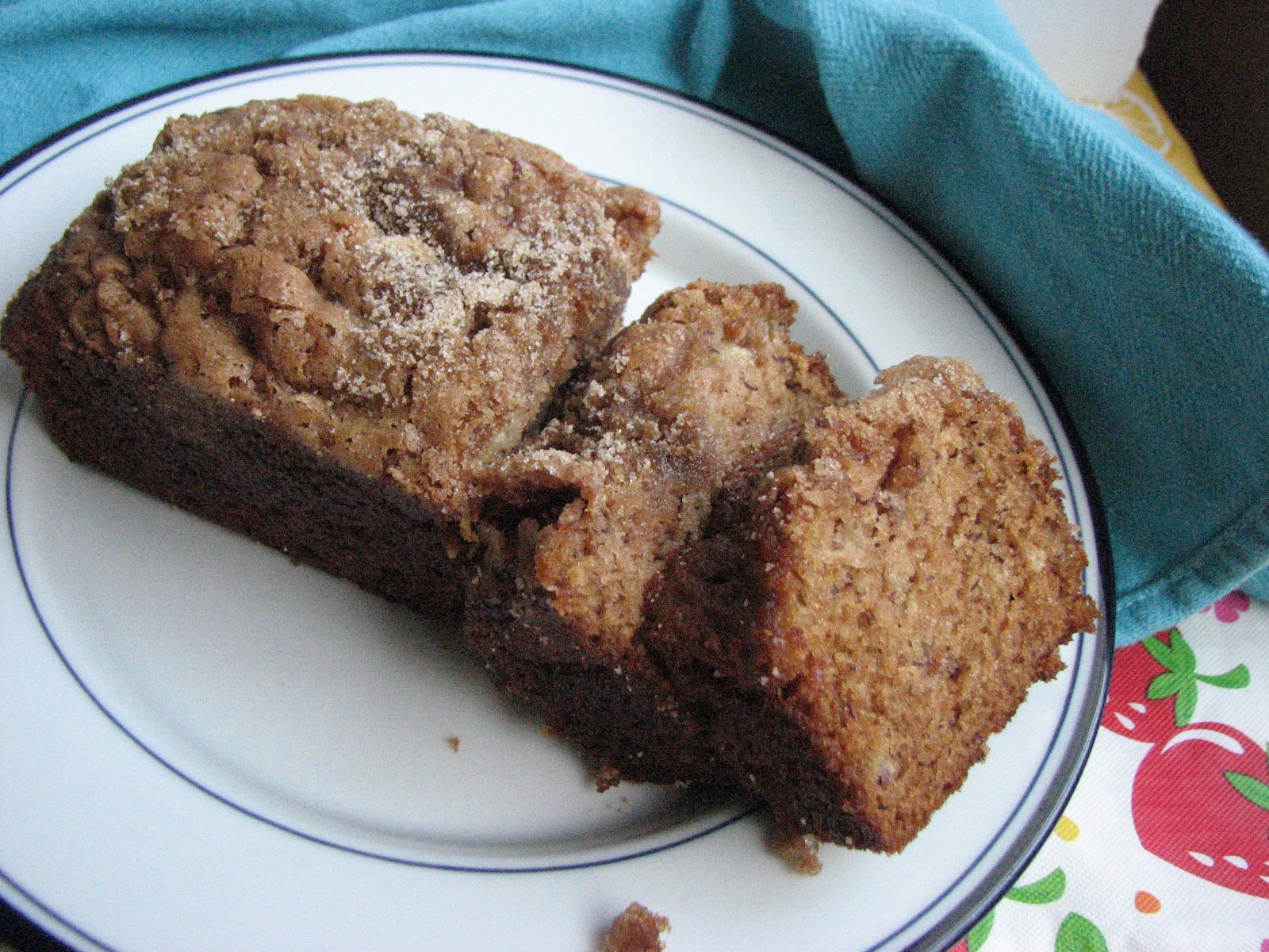 Heidi Bakes Banana Bread with Cinnamon Crumble Topping