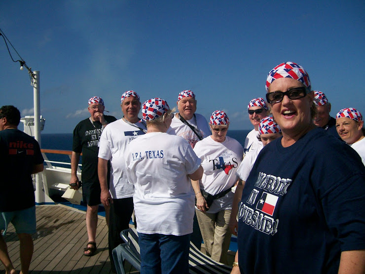 Together with some of the cruisers...Friendship week cruise