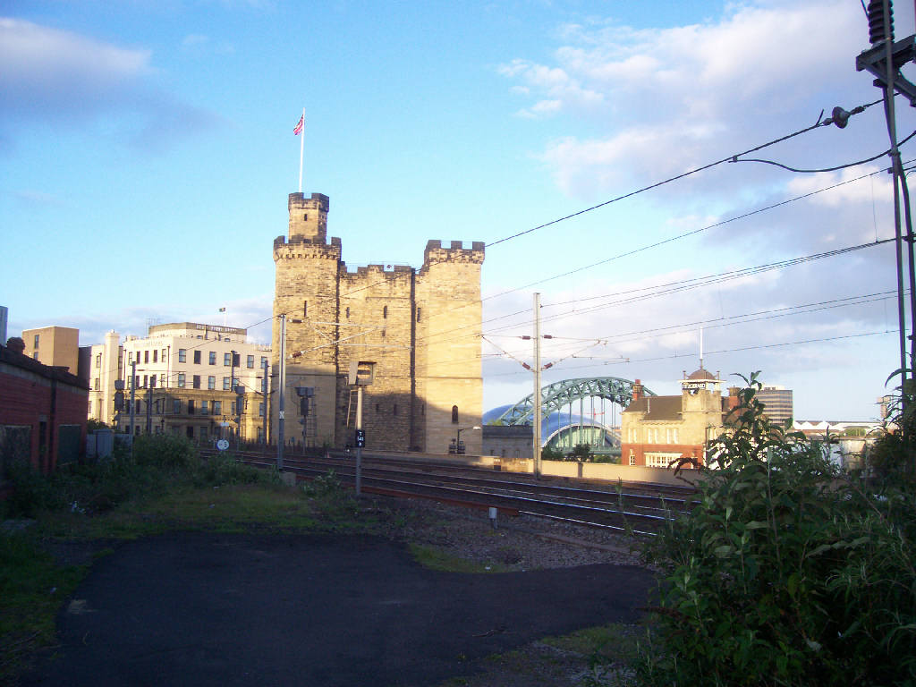 [07-05-19+Castle+(3)r.jpg]