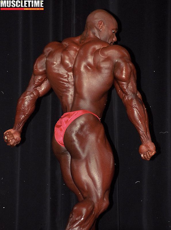 Flex+Wheeler+%281st%29+-+2000+Arnold+Classic.jpg