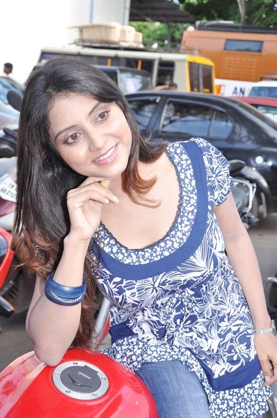 Bollywood Artist Blog Telugu Masala Aunty Sunitha Varma