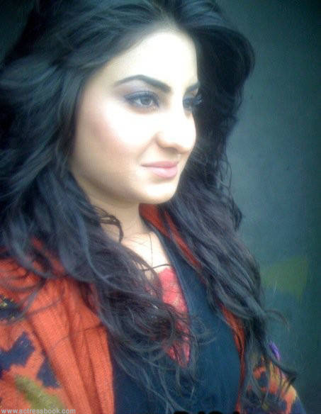 Hollynews Pakistani Actress Sataesh Khan Photos Lollywood Drama Actress Sataish Khan Latest Picture