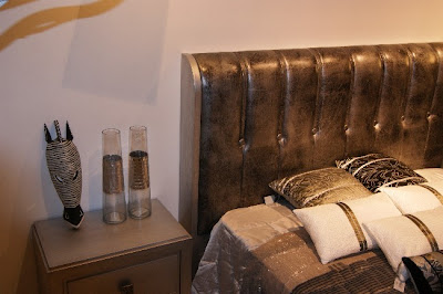 Dormitorio decorado en color plata | Ideas Decoración - IG