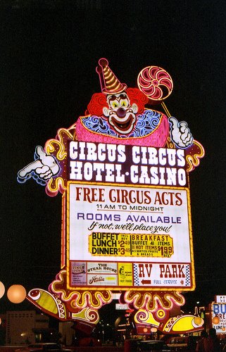 [Circus+Circus.jpg]