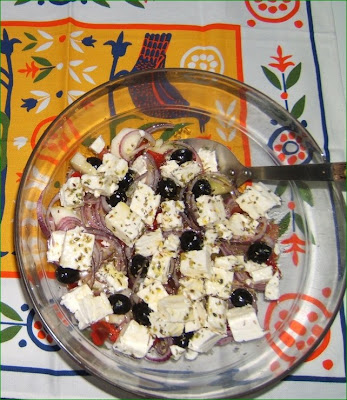 Ensalada griega (Koriatiki salata)